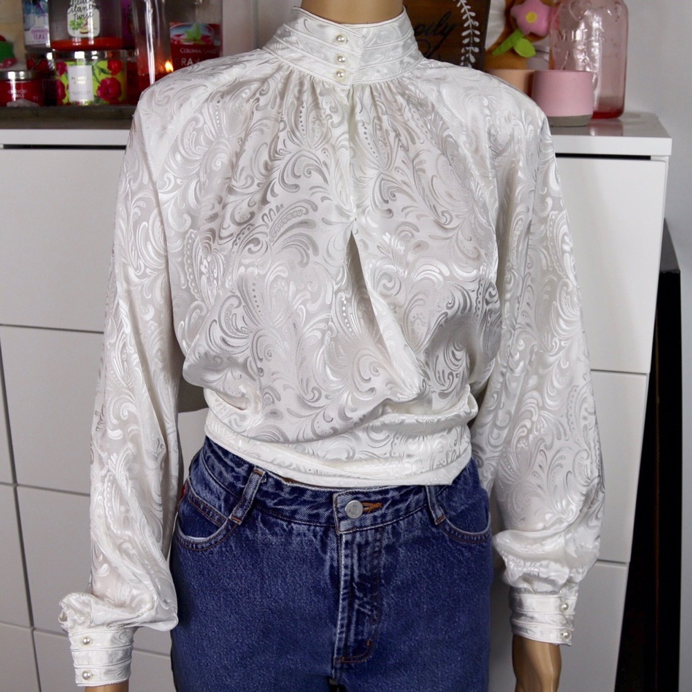 Vintage Alexandria white embossed blouse